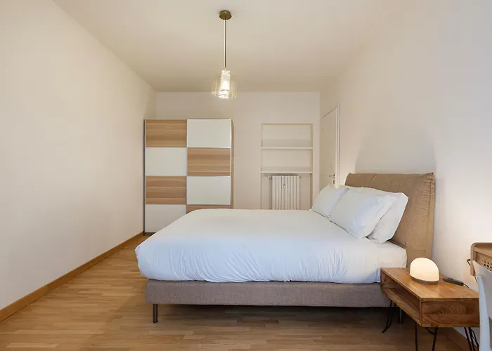 Lägenhet Easyhomes - Repubblica Milano