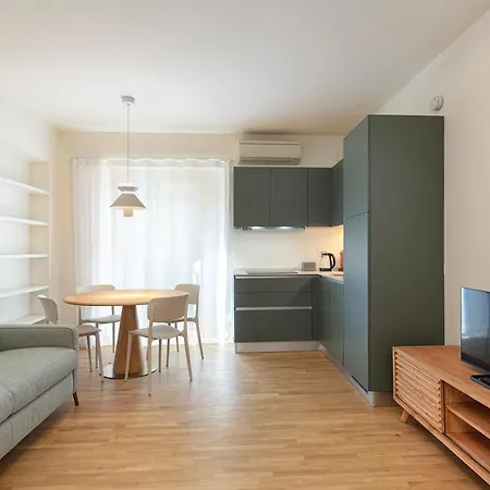 Easyhomes - Repubblica * Milan