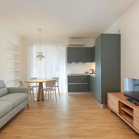 Easyhomes - Repubblica Апартаменты