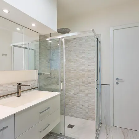 Easyhomes - Repubblica Apartment Milan